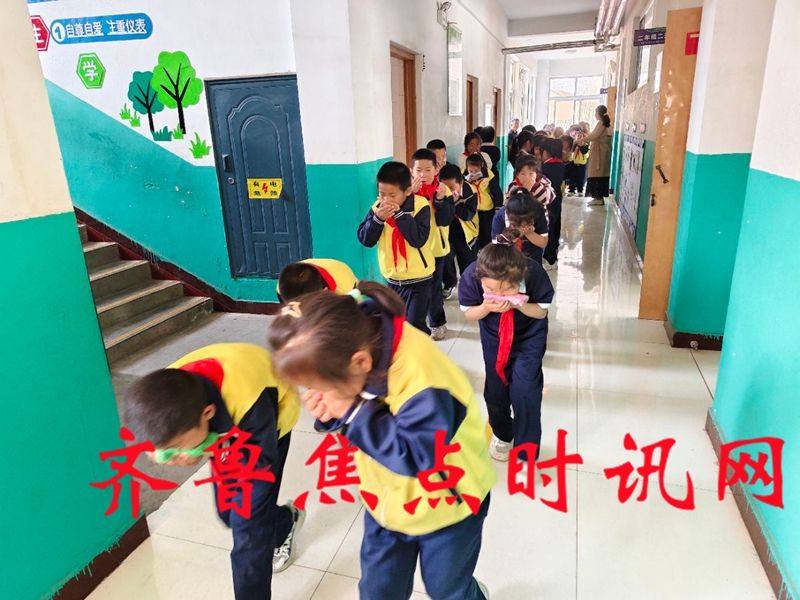 1f4a8acece1e89a160a13304db9d556.jpg
