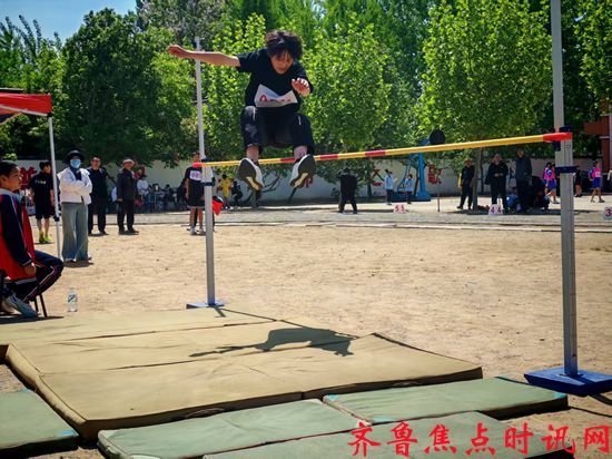 微信图片_20250426224916_副本.jpg