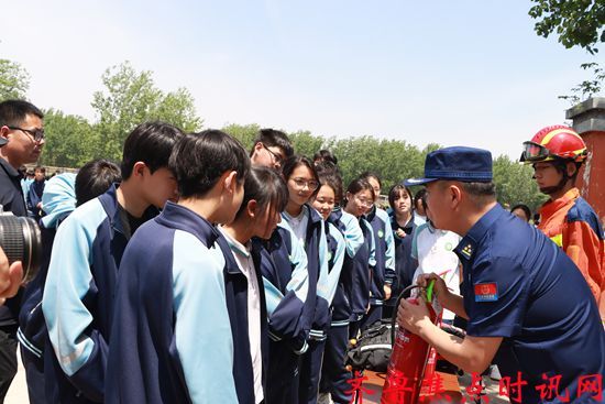 微信图片_20250512141427_副本.jpg