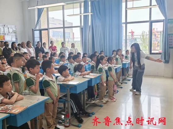 图二_副本.jpg