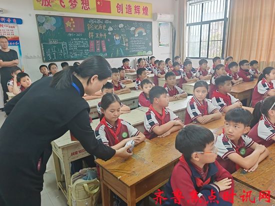 微信图片_20250924184250_210_1_副本.jpg