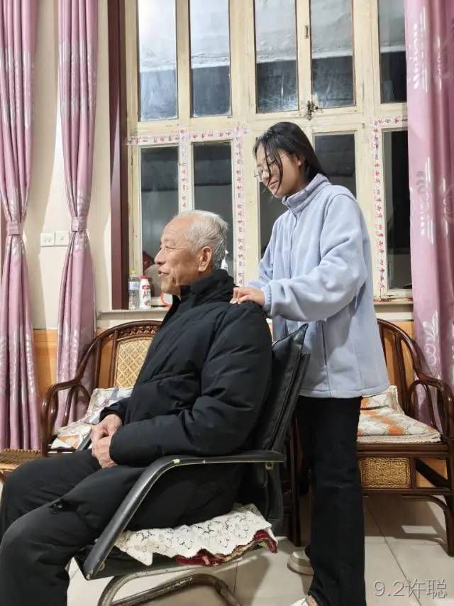 孝老爱老敬老照片 (6).jpg
